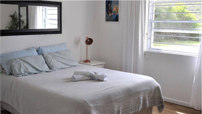 To Let 4 Bedroom Property for Rent in Keurbooms River Western Cape